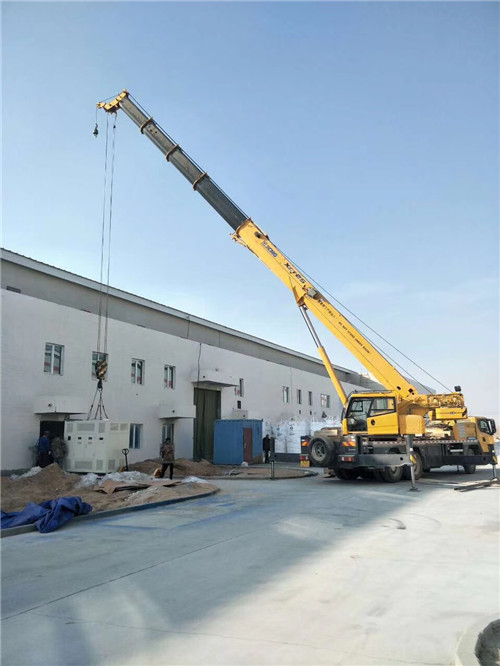 东莞市“超载就喊停”—— 吊车的 “重量保镖” 技术